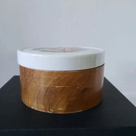 Vintage Dainty Miss Porcelain/Wood  Mini Tea Bag Plates. - Picture 8 of 8